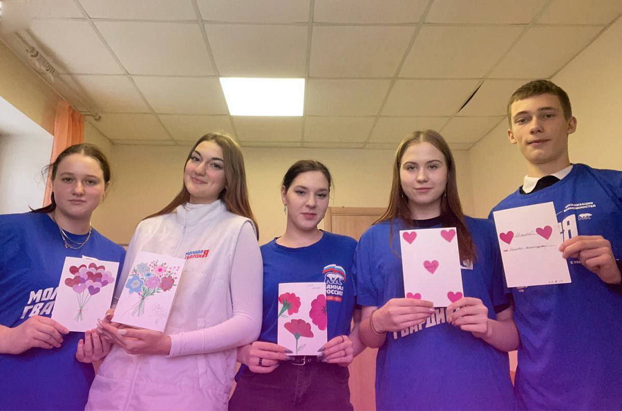 На приходах Королёвского благочиния отметили День матери